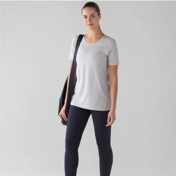 Lululemon Love Tee Crew II Heathered Vapor M - Picture 1 of 8